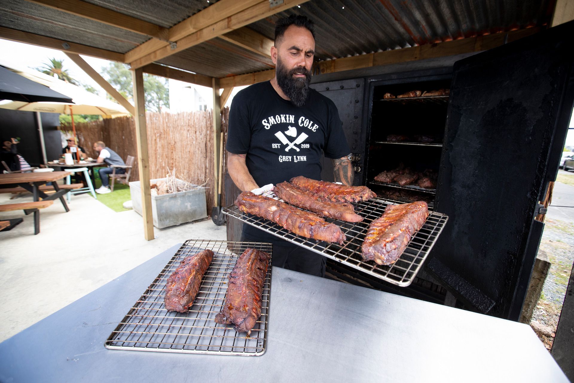 smokin hogs bbq