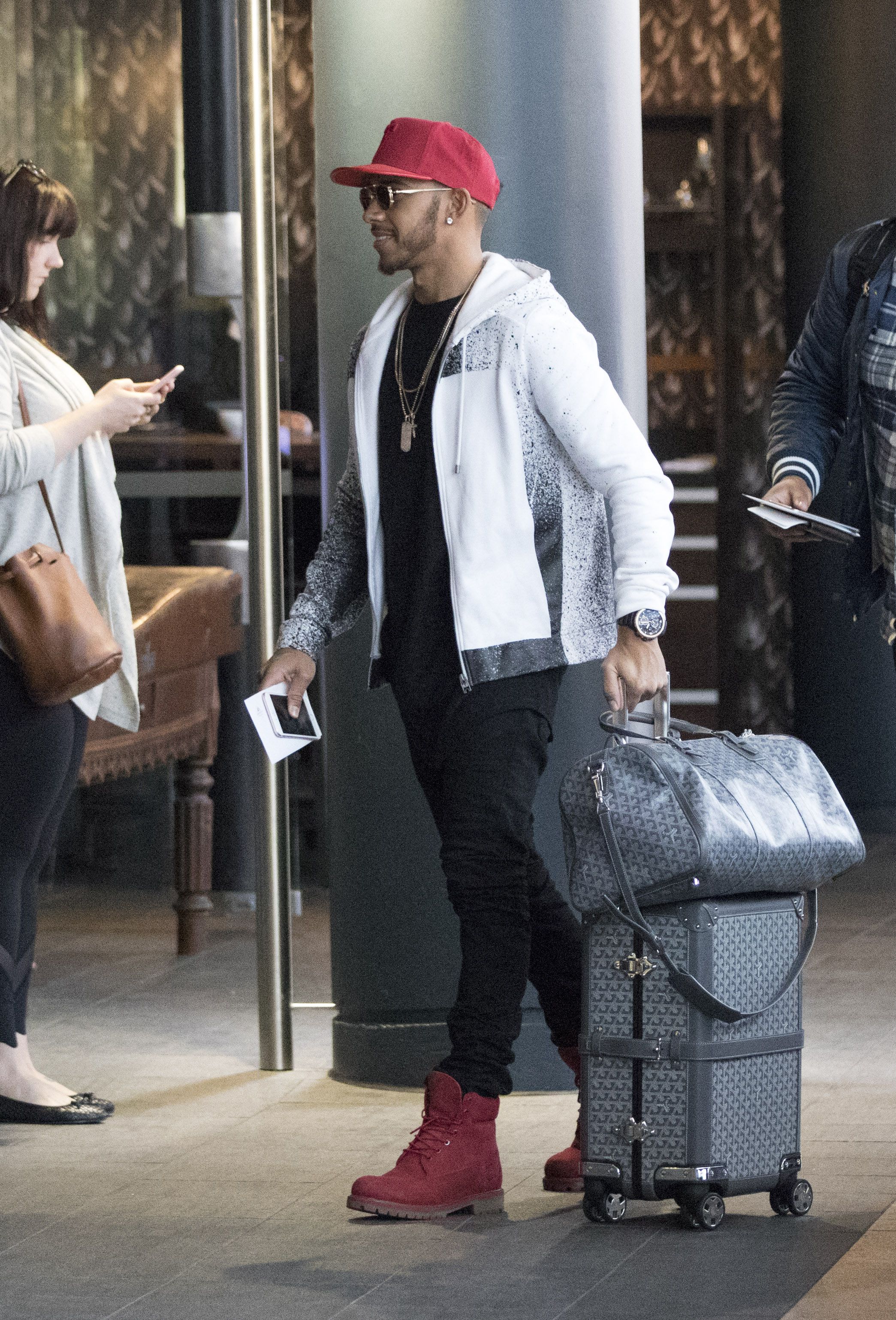 5 Minutes with Lewis Hamilton - Beauty News - NZ Herald