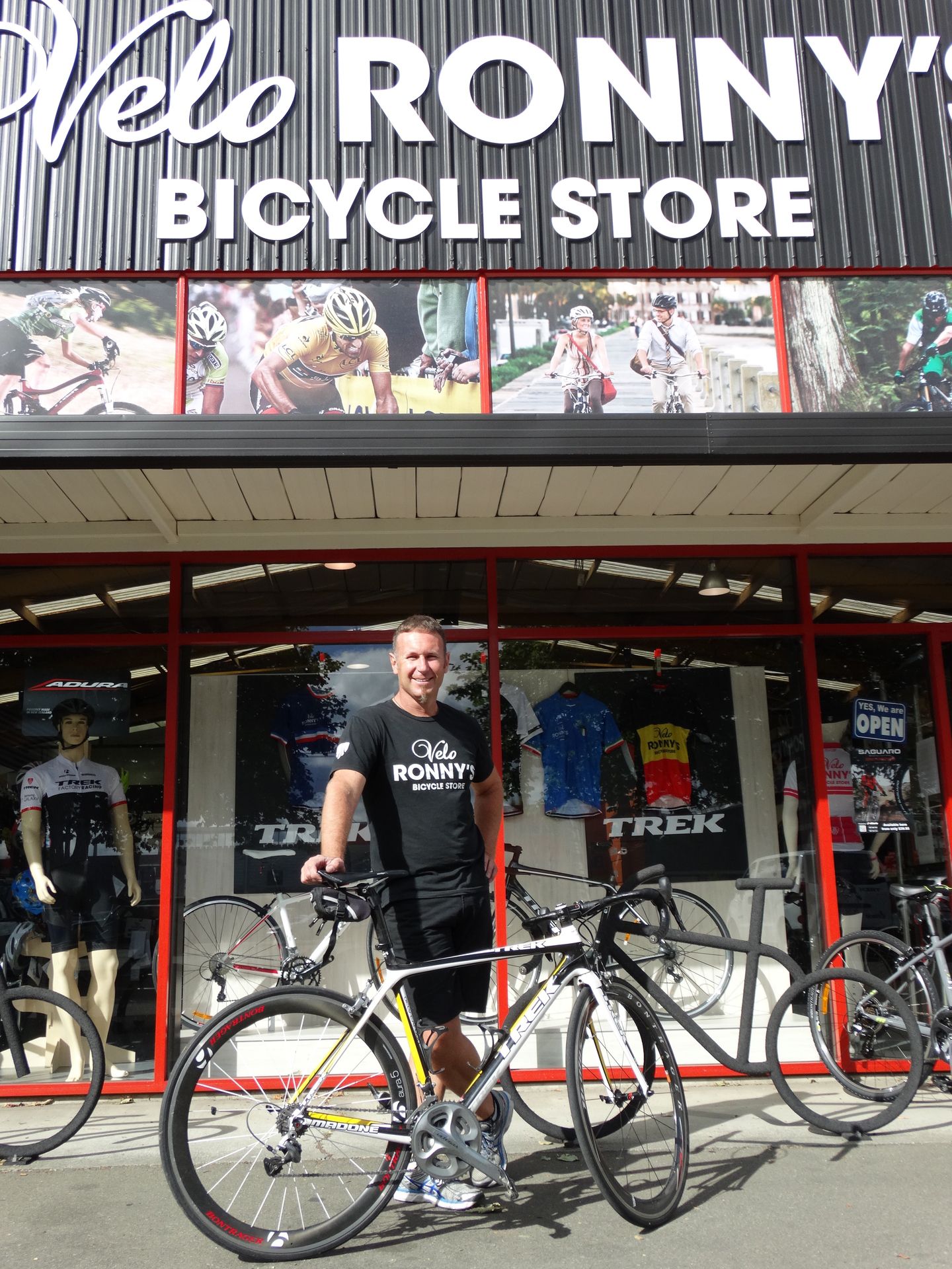 Velo ronny's cheap bicycle store wanganui