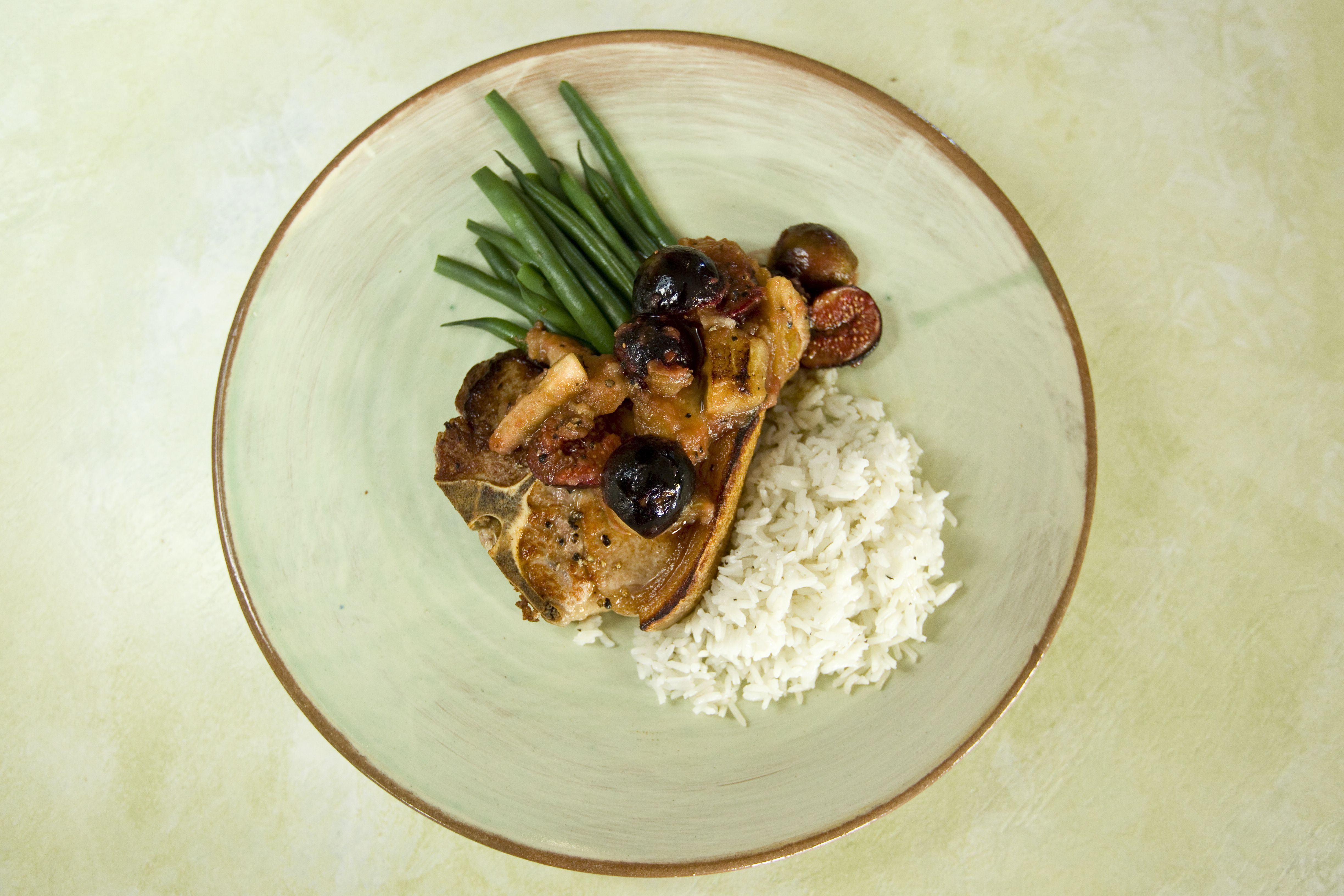 Recipe Pork chops with fig and apple NZ Herald