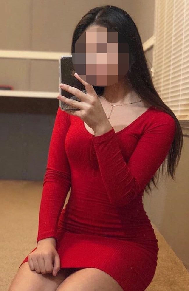 650px x 1000px - Teen auctioning virginity for $100,000 to pay for university and a car - NZ  Herald