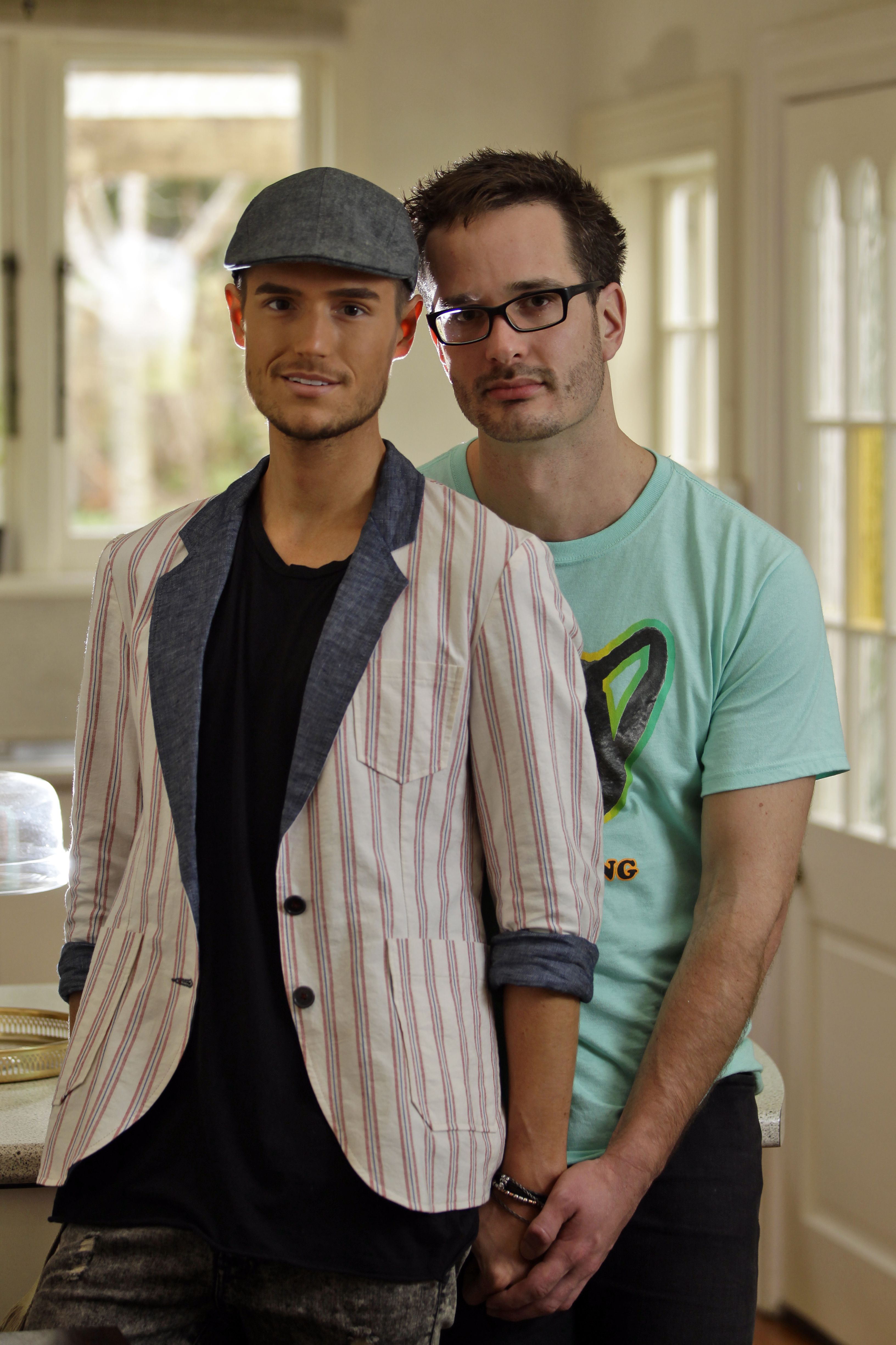 David Farrier in same-sex relationship - NZ Herald