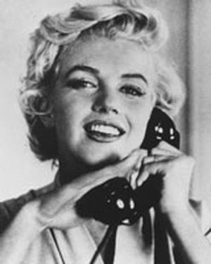 300px x 375px - Marilyn Monroe 'sex tape' a hoax? Simpson's hospitilisation shocker - NZ  Herald