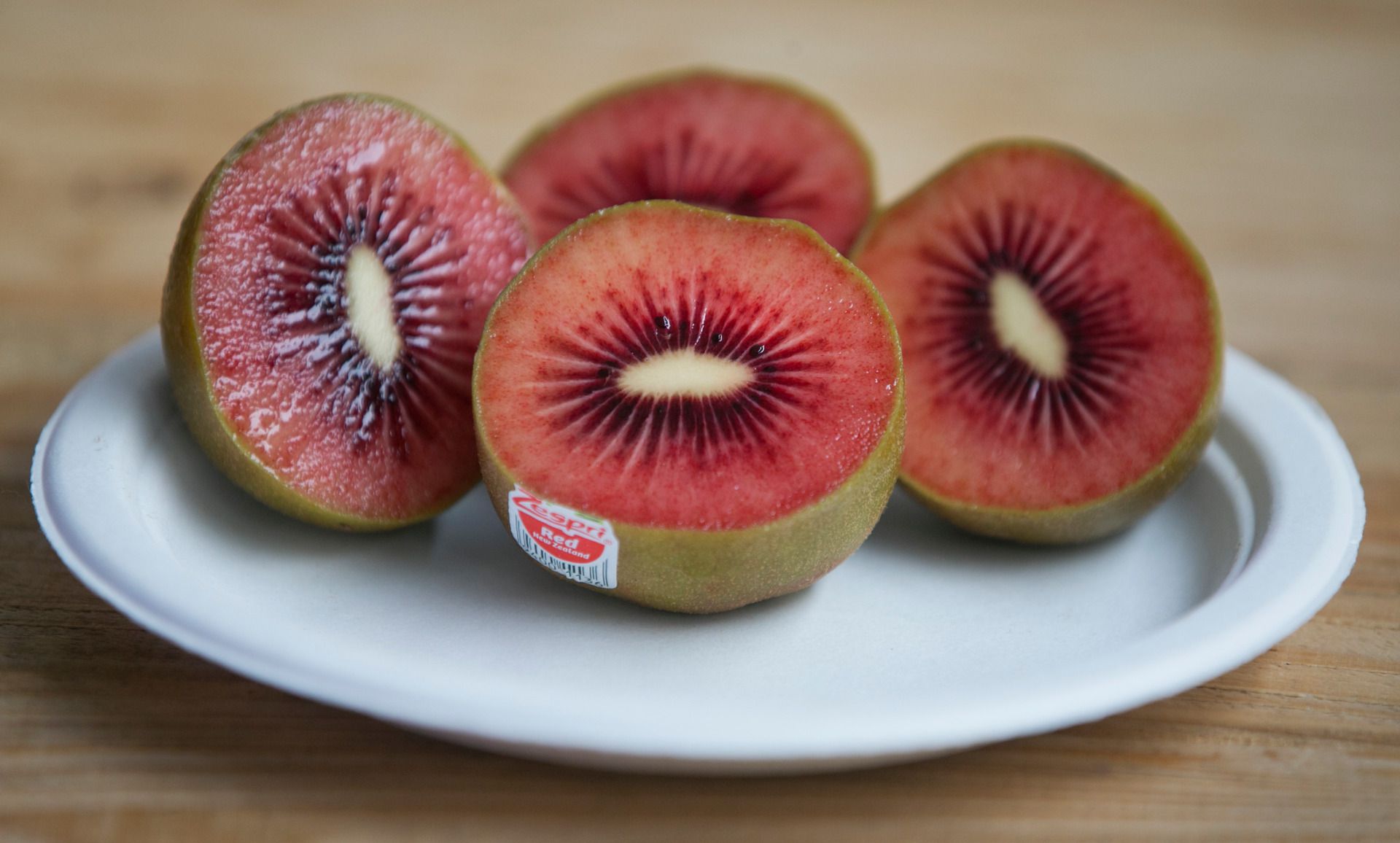 Kiwifruit - but not as you know it. Red variety to go on trial - NZ Herald