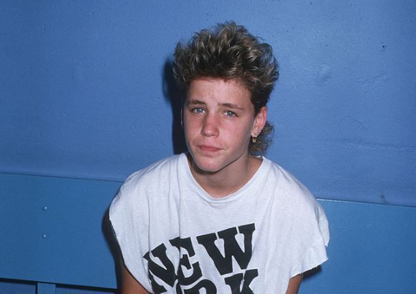 Drowning In Pills And Searching For Friends The Dark Side Of Tortured Soul Corey Haim Nz Herald